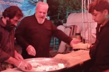 کلیپ//خدمت‌رسانی به زائران در موکب امامزاده باقر (ع) بیستون