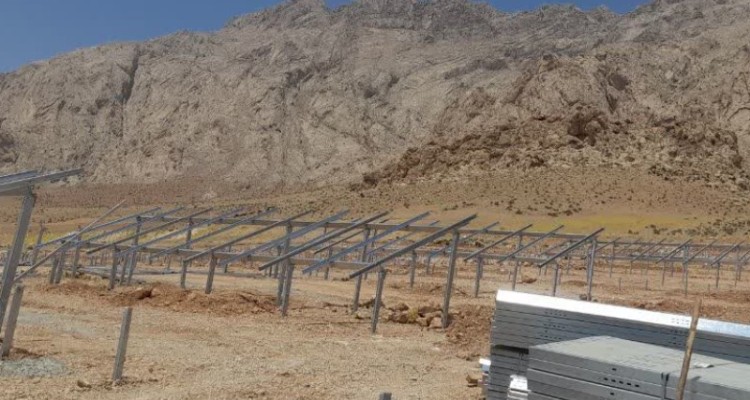 نیروگاه خورشیدی ۳ مگاواتی هرسین در مسیر اجرا