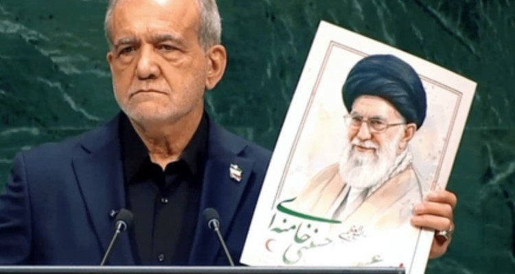 آمریکا به رسانه‌ای‌ها ویزا نداد؛ تمام مجازی، رسانهٔ رئیس‌جمهور شد