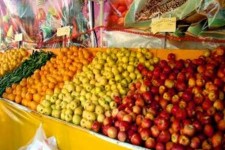  مردم نگران نباشند، میوه شب عید به اندازه کافی موجود است 