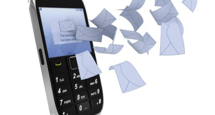 هزینه پیامک های تبلیغی تبریک رئیس جمهور از کجا تآمین می شود؟/آیا رسانه جمعی برای تبریک سال نو کافی نبود؟