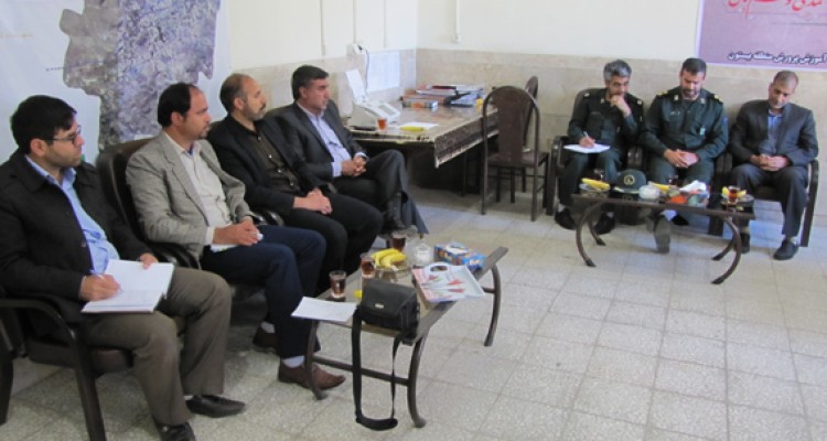 هماهنگی ها جهت برگزاری اردوی میدان تیر دانش آموزی در بخش بیستون