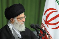 زیر شبح تهدید با مذاکرات موافق نیستم/ دوران بزن و دررو تمام شده/‌ ملت ایران متعرض را رها نمی‌کند