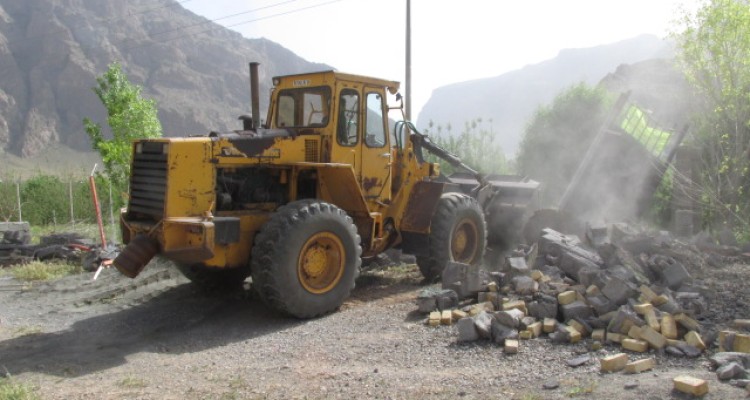 تخریب 5بنای غیر مجاز در شهرستان هرسین