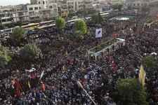 غواصان شهید «دُرهای غلتان» اقیانوس ملت/تهران به احترام «شهدای دست بسته» ایستاد/رضایی:نگویید «آب خوردن» نداریم،با دستان بسته هم تسلیم نمی شویم