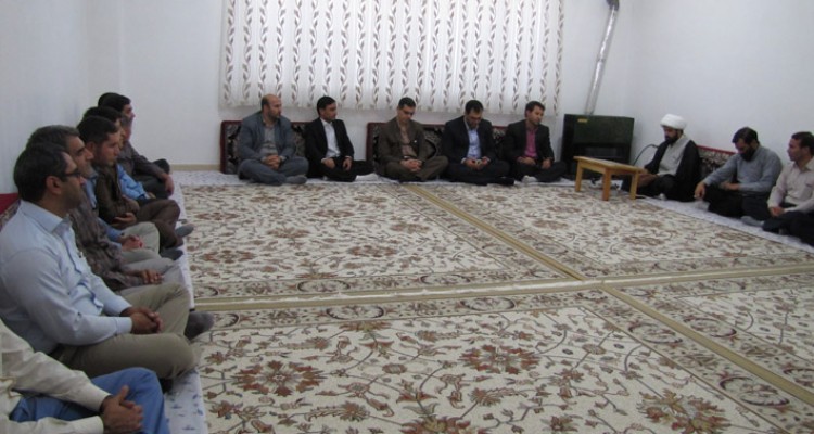 دیدار  رئیس و کارکنان دادگستری هرسین با امام جمعه شهرستان