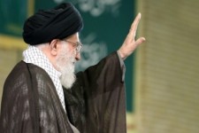 مبارزه با استکبار تعطیل بردار نیست/ آمریکا اتمّ مصادیق استکبار است/ ضرورت آرمانخواهی دانشجویان 