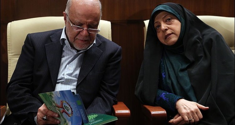 بازگشت بی سرو صدای بنزین پتروشیمی به چرخه مصرف / وزارت نفت دوباره دست به دامان پتروشیمی‌ها شد 