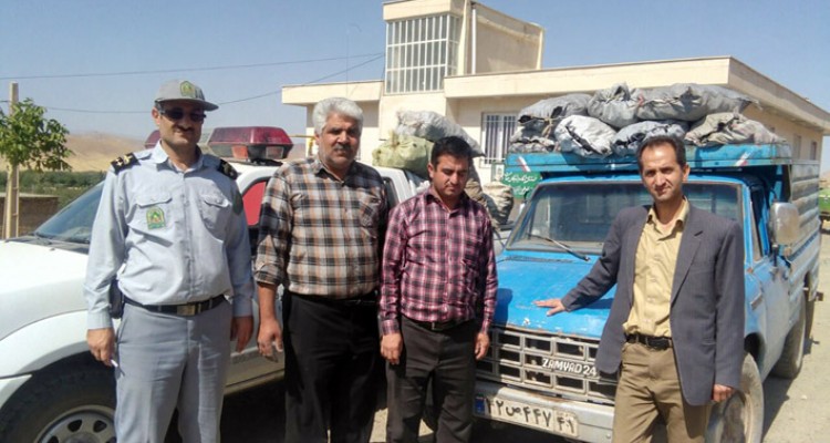 توقیف دو انبار زغال در شهرستان هرسین