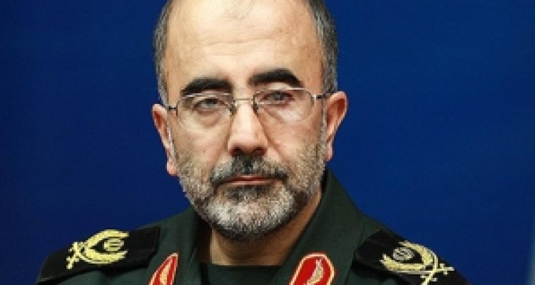 بسیج از تولیدات هنرمندان برای معرفی فرهنگ ایثار و مقاومت حمایت می کند/ تبدیل شدن روز ملی شهرستان ها به جریان های فرهنگی