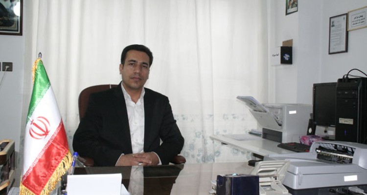 صدور 21هزار دفترچه بیمه سلامت در هرسین/ نحوه نظارت بر عملکرد مراکز طرف قرار داد به صورت مستمر می باشد 