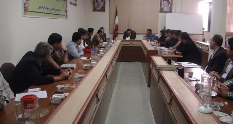 برگزاري جلسه بزرگداشت هفته دفاع مقدس در هرسين/یاور محمدی: ايستادگي در مقابل استكبار جهاني مهمترين پيام دفاع مقدس بود 