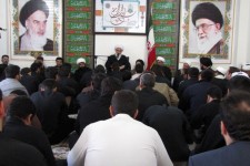 دیدار خانواده شهدا ،طلاب و روحانیون با آیت الله علما  در هرسین