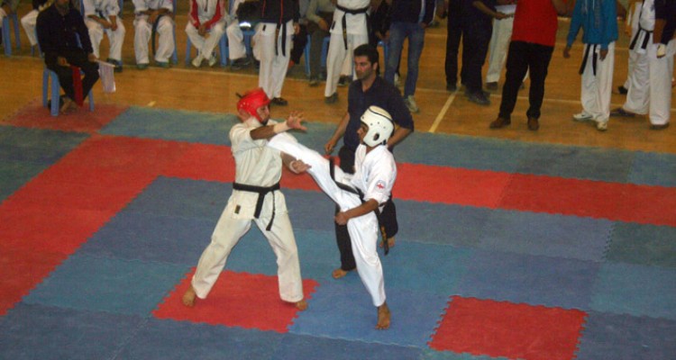 قهرمانی تیم شهید حمید حسینی در مسابقات کیوکوشین کاراته ماتسوشیمای قهرمانی کشور در هرسین