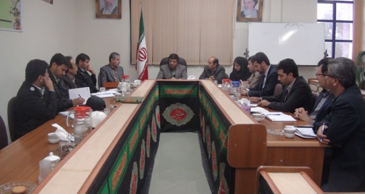 انتقاد فرماندار هرسين از عملكرد شهرداري و مديريت راهور/محمدی: مصوبات شورای ترافیک بایستی با جدیت پیگیری شود