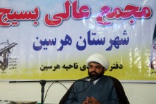 مهمترین موضوع در انتخابات بحث حضور مردم است/ چرا با وجود اینکه مردم به بلوغ سیاسی رسیده اند هنوز از روی احساس و قومیتگرایی رأی می دهند