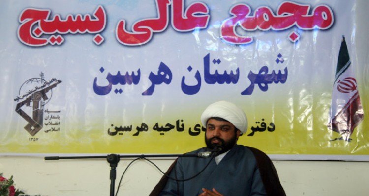 مهمترین موضوع در انتخابات بحث حضور مردم است/ چرا با وجود اینکه مردم به بلوغ سیاسی رسیده اند هنوز از روی احساس و قومیتگرایی رأی می دهند