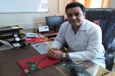 گفتگویی صمیمی با یک پزشک متخصص داخلی در هرسین /حفظ جایگاه پزشکی نیازمند تعالی روحی و معنوی فرد است/ توقع مردم از یک پزشک فقط طبابت نیست