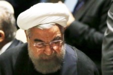 بزک برجام اینجا، آنجا، همه جا!/ وقتی دانش آموزان هم مجبورند دفاع روحانی از آفتاب تابانش را بشوند