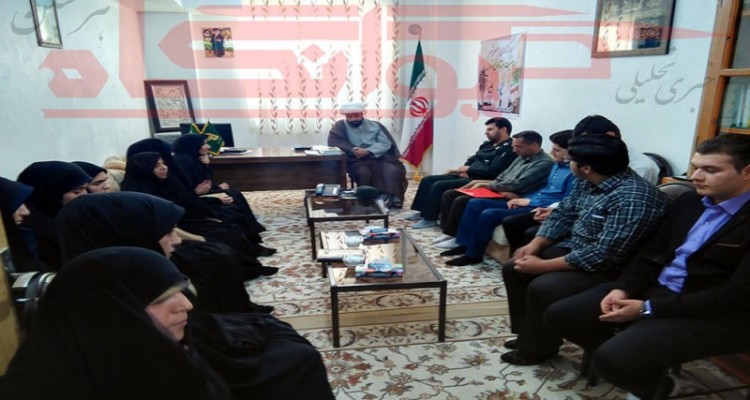 مراسم عصر شعر در  هرسین برگزار شد