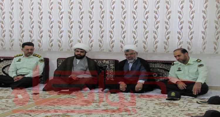 دیدار فرماندهی و پرسنل نیروی انتظامی شهرستان با امام جمعه هرسین/حجت الاسلام باقری: بزرگترین خصوصیت اجتماعی و نیاز جامعه امنیت است