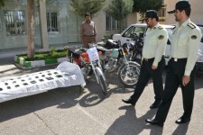 کلاهبردار میلیاردی دستگیر شد/انهدام دو باند کیف قاپی در شهر کرمانشاه
