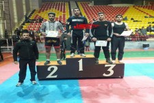 کسب مقام قهرمانی ورزشکار بیستونی در مسابقات رزمی پهلوانی کشور+تصویر