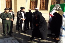 اعزام اولین کاروان از بانوان بیستونی در قالب طرح مهر درخشان به مشهد مقدس
