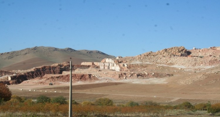 خلأ ان جی یو های حمایتی در هرسین احساس می شود