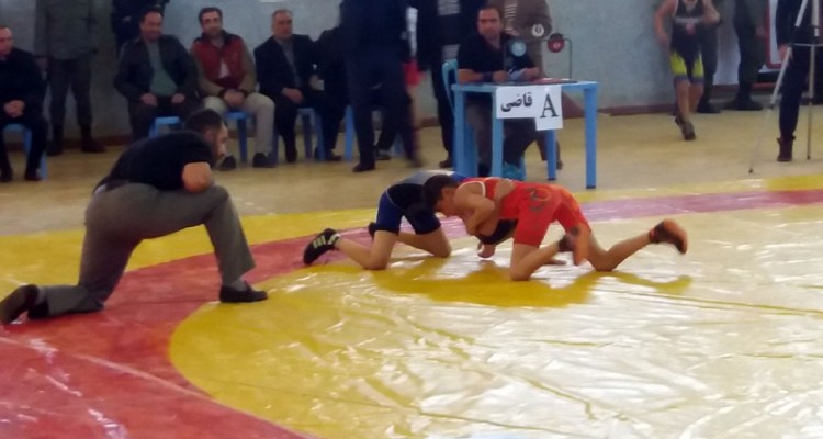 هرسین قهرمان مسابقات کشتی چند جانبه یادواره شهدای کشتی گیر شهرستان شد 