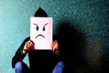 چرا برخی صداهای خاص روی اعصاب آدم‌ها می‌رود؟ 
