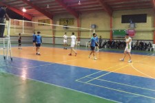 فینال مسابقات والیبال جام گرامیداشت دهه فجر و شهدای آتش نشان در هرسین/ مهر اقتصاد قهرمان شد