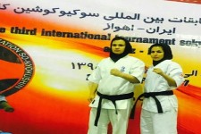درخشش بانوان کاراته کای هرسینی در مسابقات بین المللی سوکیو کوشین کاراته در اهواز