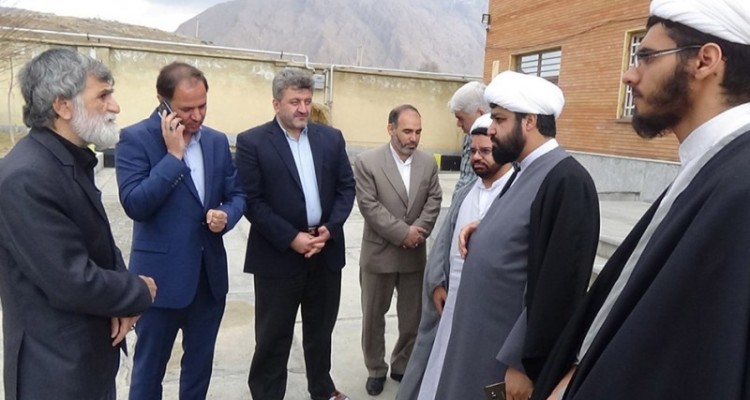 بازدید امام جمعه و فرماندار هرسین از کمیته امداد شهرستان