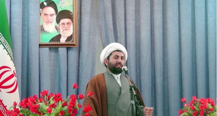 هر کسی بخواهد فضای جامعه را به سمت غرب ببرد این نفوذی دشمن است/تجربه برجام نشان داد امریکا به تعهداتش عمل نمی کند