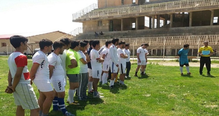 پایان آزمون داوری درجه 3 فوتبال استان کرمانشاه به میزبانی شهرستان هرسین+تصویر