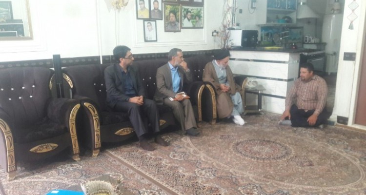 دیدار با خانوhده جانباز اسماعیل خروش در شهرک بلوردی 