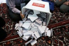حسن روحانی با درصد بالا از رقیب خود در هرسین پیش است