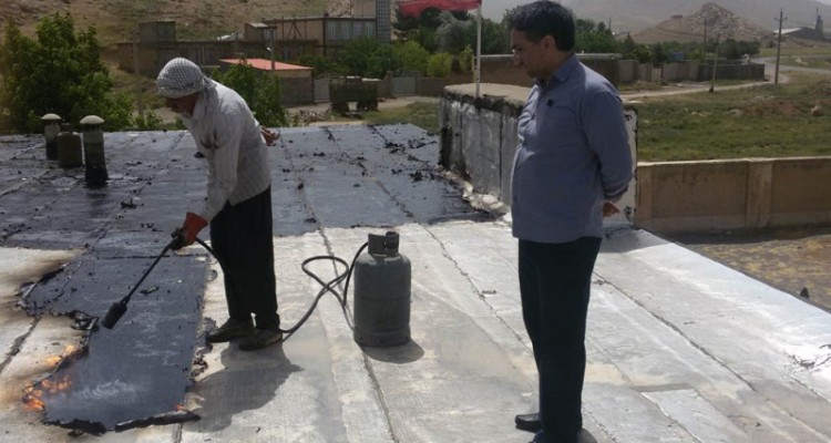 صرف هزینه 40میلیون ریالی جهت تعمیر مدرسه روستای فراش در هرسین