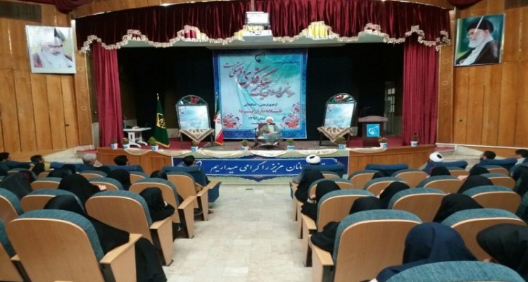 دانش آموزان دختر عضو اتحادیه انجمن های اسلامی به اردوی طلایه داران فردا اعزام شدند