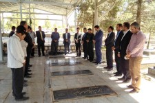 مراسم غبار روبی گلزار شهدا در  هرسین+تصویر
