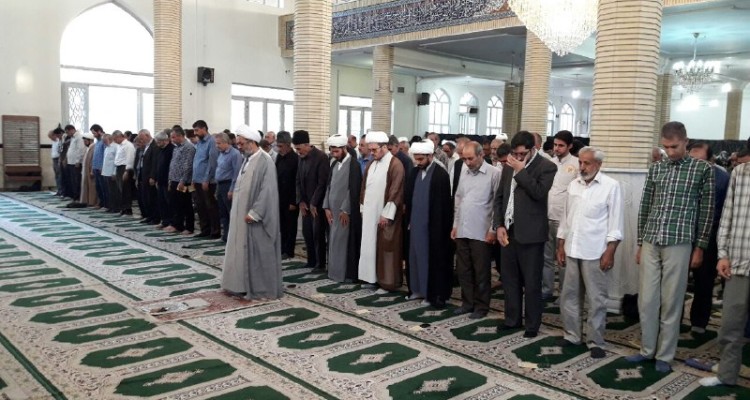 نماز عید قربان در هرسین به امامت حجت الاسلام اجرایی اقامه شد