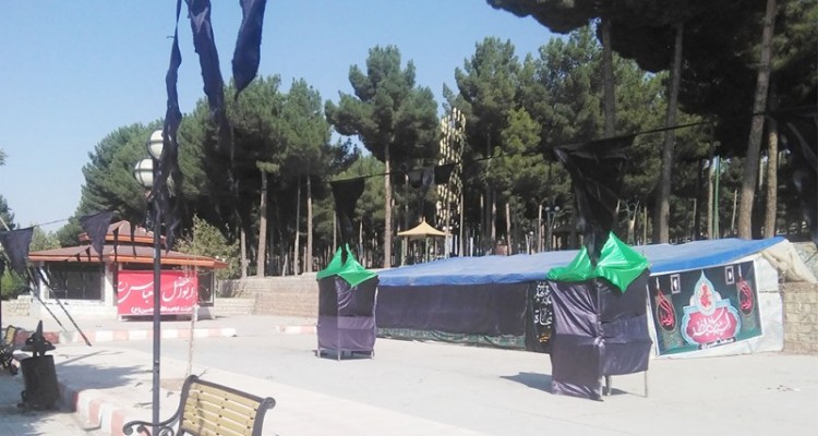  بیرق عزای حسین(ع) در هرسین برافراشته شد