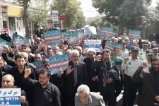 راهپیمایی نمازگزاران هرسینی در اعتراض به سخنان سخیف ترامپ +عکس و فیلم