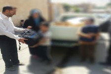  توزیع 250بسته کیف و نوشت افزار در مناطق محروم و حاشیه نشین هرسین