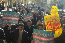 مردم هرسین در محکومیت اقدام ترامپ تظاهرات کردند+ عکس و فیلم