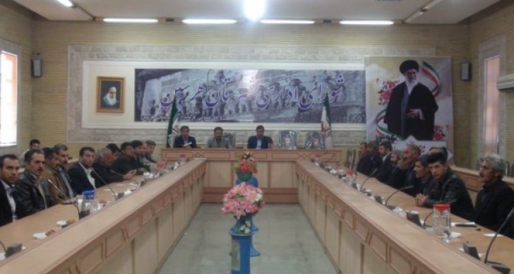 دارایی نیا: عدم جبران به موقع خسارات و محدود بودن خدمات مهمترين دغدغه كشاورزان است