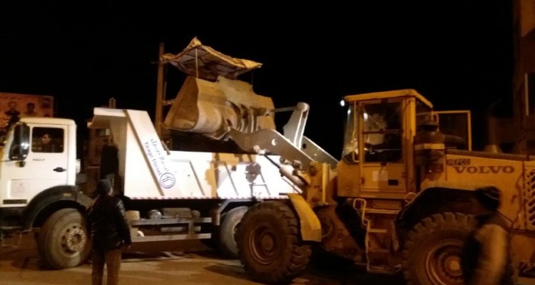 اجرای ادامه طرح جهادی و ضربتی رفع سد معبر در هرسین