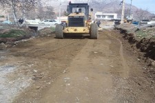 بهسازی وشن ریزی وتراکم وتسطیح جاده روستای محمد آباد هرسین