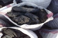 کشف سه تن ذغال بلوط در هرسین 